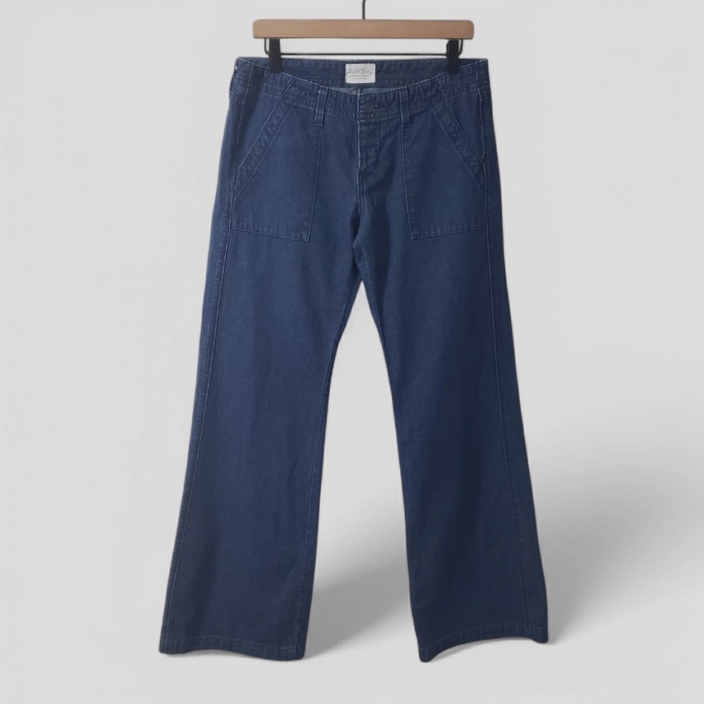 Y2K Women’s Flare Levi’s- size 12